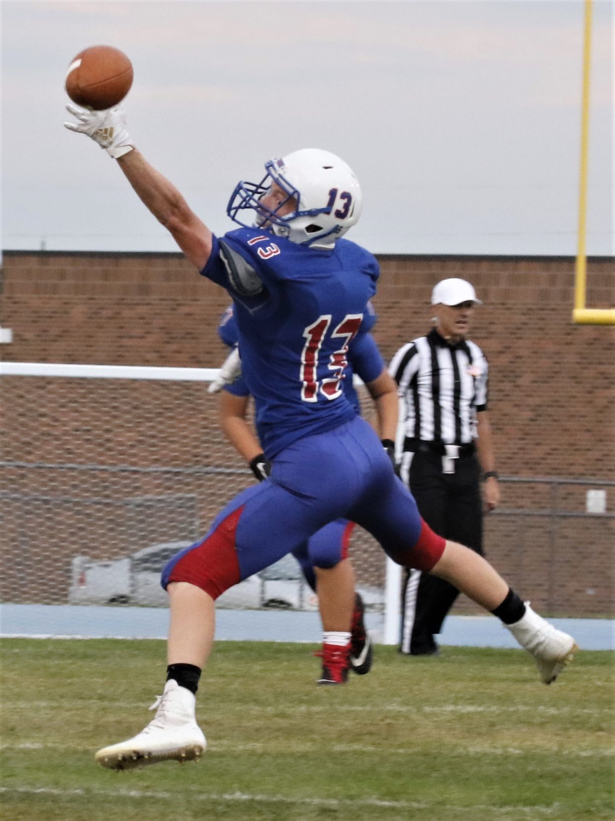 Douglas hosts Belle Fourche